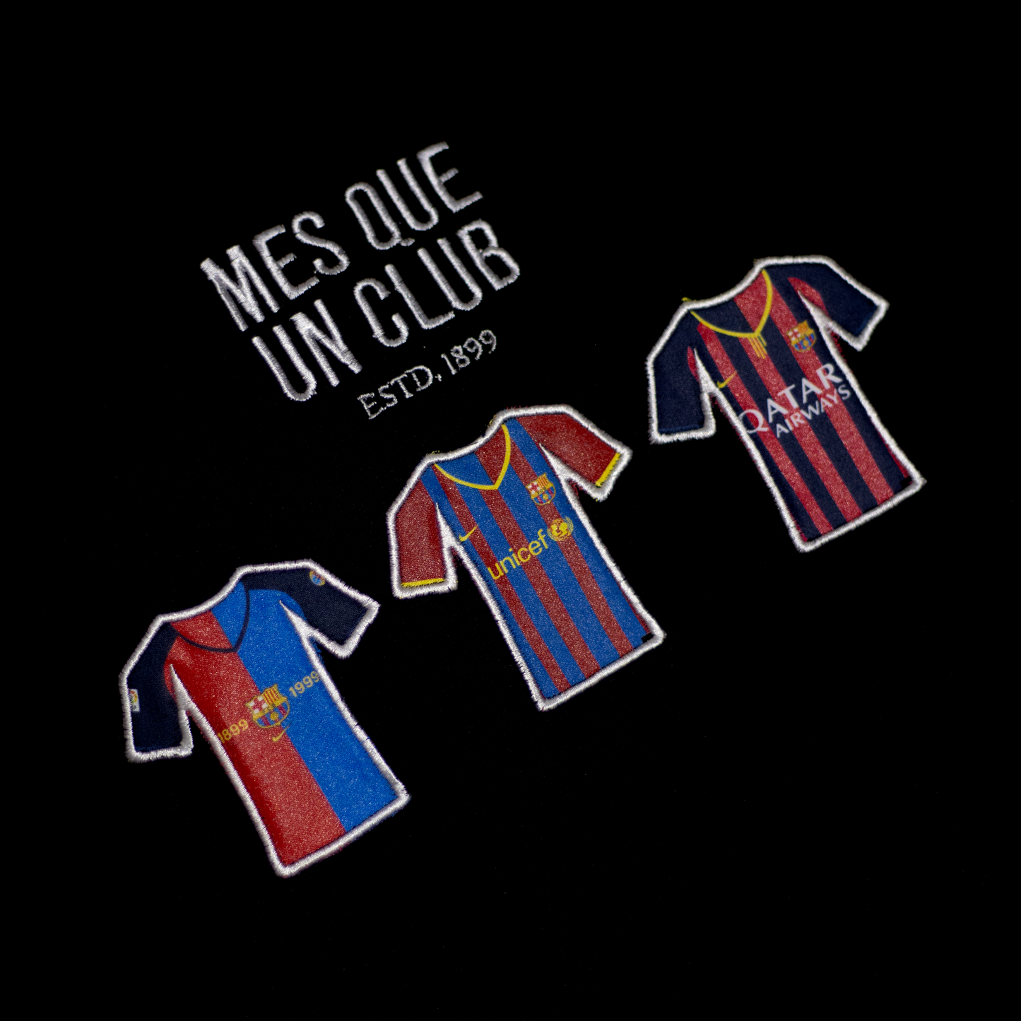 Mes Que Un Club - Embroidered Oversized Hoodie
